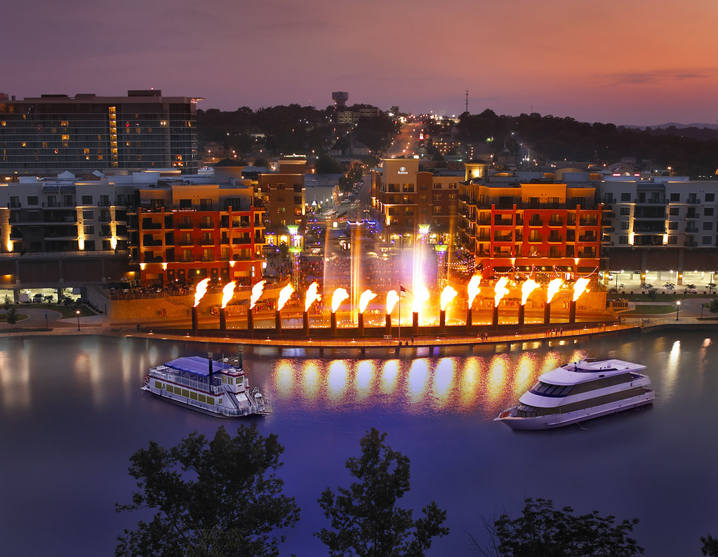 Your Guide For the Top 6 Shopping Destinations in Branson, Missouri