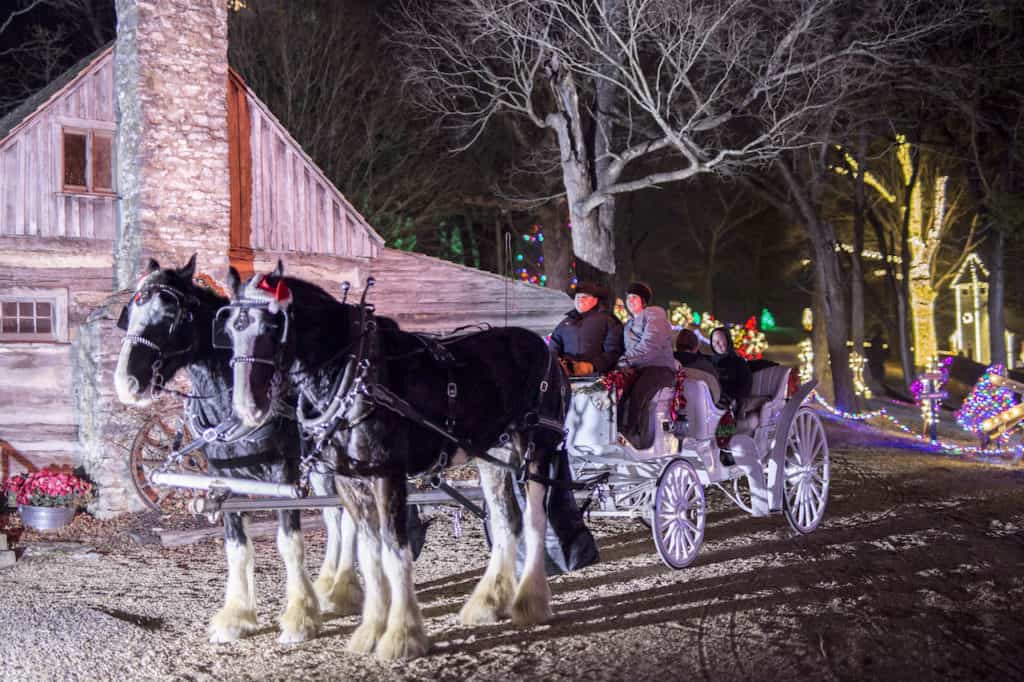 Shepherd_of_the_Hills_Christmas_Carriage_Rides_Branson_MO