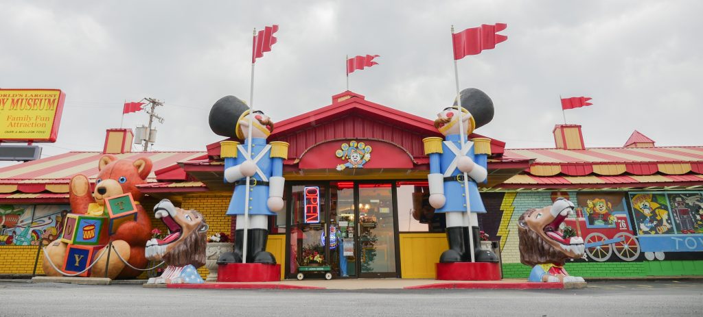 world_s_largest_toy_museum_branson_mo_attractions